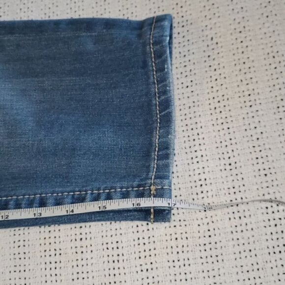 Miss Me Modelo Sz 26 Crop Jeans with Embellishments on Pockets & Belt Loops - Picture 12 of 12